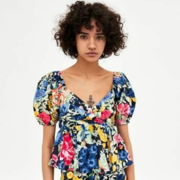 Zara Tops - Zara Printed Draped Floral Crop Peplum Top HW9215